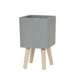 Vazonas gėlėms ant medinių kojelių pilkas kvadratinis H44*25x21 cm